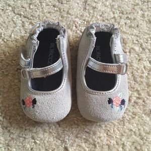 Robeez girl shoes
